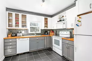 3406 E 4th St, Duluth, MN 55804 - Photo 11