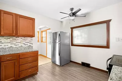 412/414 W House St, Duluth, MN 55808 - Photo 9