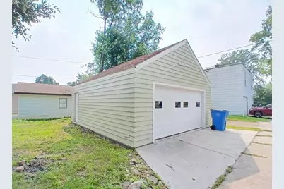 3001 3rd Ave E, Hibbing, MN 55746 - Photo 7