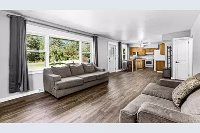 56 Helberg Rd, Esko, MN 55733 - Photo 3