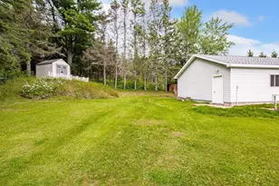 911 Christine Creek, Beaver Bay, MN 55601 - Photo 33