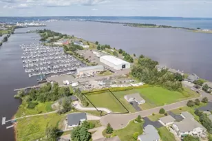 550 Marina Dr, Superior, WI 54880 - Photo 1