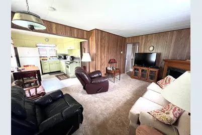 51 Davis Dr, Silver Bay, MN 55614 - Photo 5