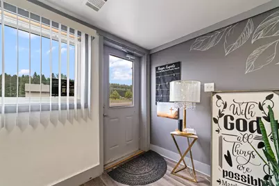 307 E Central Entrance, Duluth, MN 55811 - Photo 3