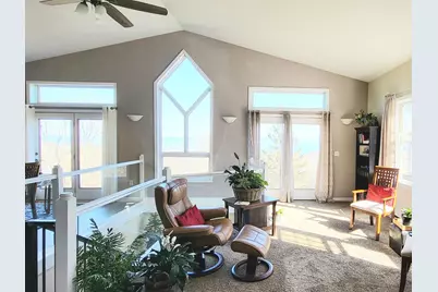 908 E Skyline Pkwy, Duluth, MN 55805 - Photo 3