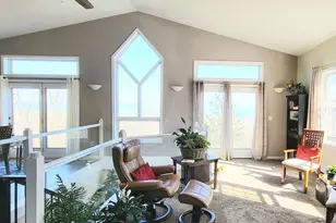 908 E Skyline Pkwy, Duluth, MN 55805 - Photo 3