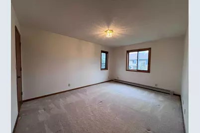 2023 E 11th St, Superior, WI 54880 - Photo 17