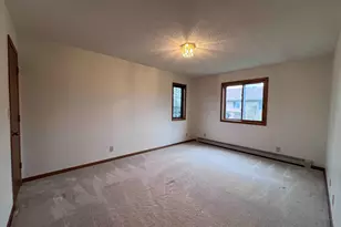 2023 E 11th St, Superior, WI 54880 - Photo 17