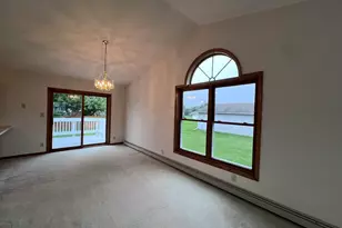 2023 E 11th St, Superior, WI 54880 - Photo 9