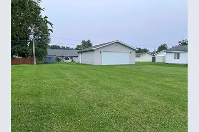 2023 E 11th St, Superior, WI 54880 - Photo 37