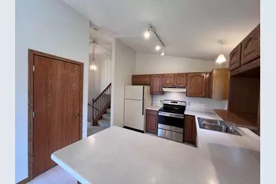 2023 E 11th St, Superior, WI 54880 - Photo 11