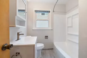 2219 W 22nd St, Duluth, MN 55811 - Photo 23