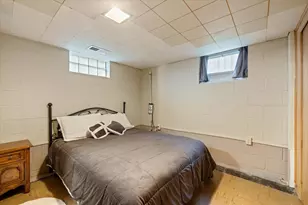 2219 W 22nd St, Duluth, MN 55811 - Photo 25