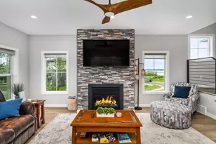 121 Kayak View Ct, Duluth, MN 55807 - Photo 7