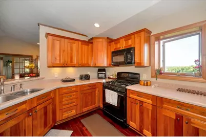 205 Bluff's Ridge Ct, Duluth, MN 55811 - Photo 7