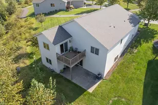 205 Bluffs Ridge Ct, Duluth, MN 55811 - Photo 33