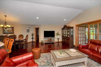 205 Bluff's Ridge Ct, Duluth, MN 55811 - Photo 5