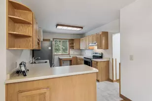 801 9th Ave W, Ashland, WI 54806 - Photo 9