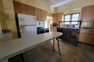 111 Carrie Ave, Eveleth, MN 55734 - Photo 5