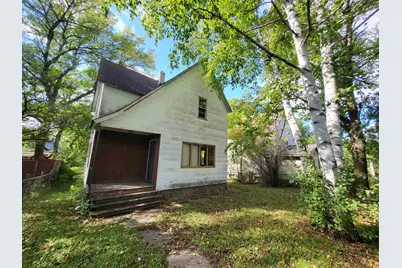 111 Carrie Ave, Eveleth, MN 55734 - Photo 1