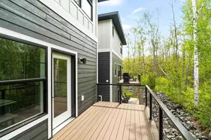 8408 Potters Pl, Duluth, MN 55807 - Photo 11