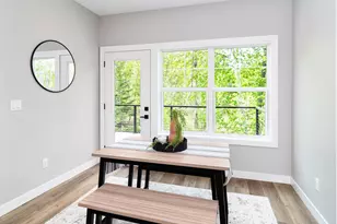 8408 Potters Pl, Duluth, MN 55807 - Photo 9