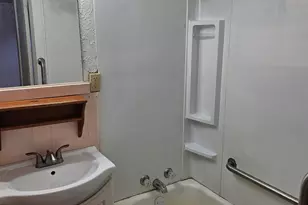 917 E 7th St, Duluth, MN 55805 - Photo 9