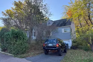 110 E Chisholm St, Duluth, MN 55803 - Photo 3