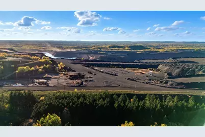 1123 Adams Ave, Eveleth, MN 55734 - Photo 31