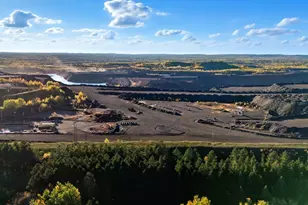 1123 Adams Ave, Eveleth, MN 55734 - Photo 31