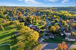 1123 Adams Ave, Eveleth, MN 55734 - Photo 3