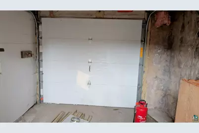 207 S Broadway St, Gilbert, MN 55741 - Photo 9