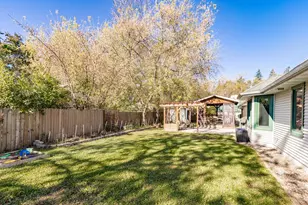 847 Spring Lake Rd, Cloquet, MN 55720 - Photo 5