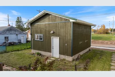 316 W 3rd Ave, Aurora, MN 55705 - Photo 13