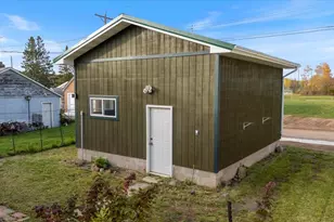 316 W 3rd Ave, Aurora, MN 55705 - Photo 13