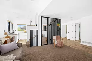 4074 W Tischer Rd, Duluth, MN 55803 - Photo 9