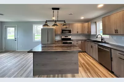 35 Field Rd, Silver Bay, MN 55614 - Photo 7