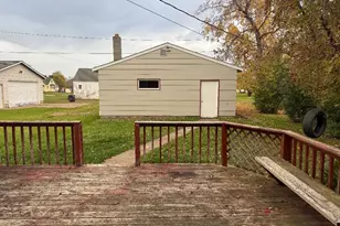 1008 E 3rd Ave, Ashland, WI 54806 - Photo 11