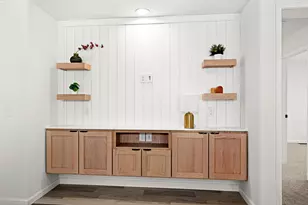 1914 E 1st St, Duluth, MN 55812 - Photo 11