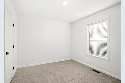 1914 E 1st St, Duluth, MN 55812 - Photo 21