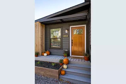 1914 E 1st St, Duluth, MN 55812 - Photo 3