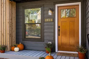 1914 E 1st St, Duluth, MN 55812 - Photo 3