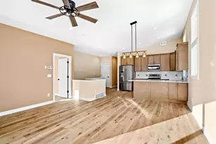 8602 Maynard Pl, Duluth, MN 55807 - Photo 7