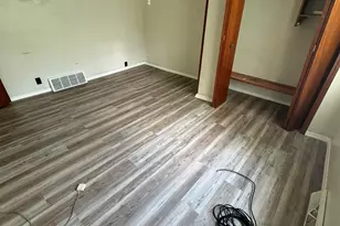 612 St Claire St, Ashland, WI 54806 - Photo 17