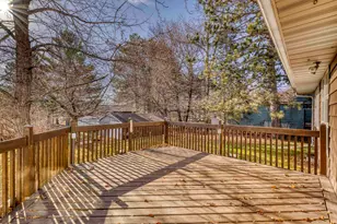 210 W Mulberry St, Duluth, MN 55811 - Photo 5