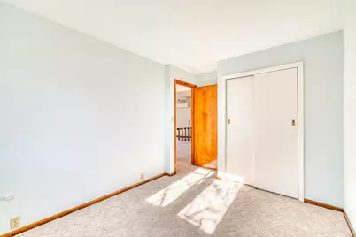 210 W Mulberry St, Duluth, MN 55811 - Photo 21