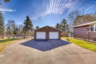 210 W Mulberry St, Duluth, MN 55811 - Photo 3