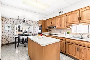 1107 E 6th St, Superior, WI 54880 - Photo 11