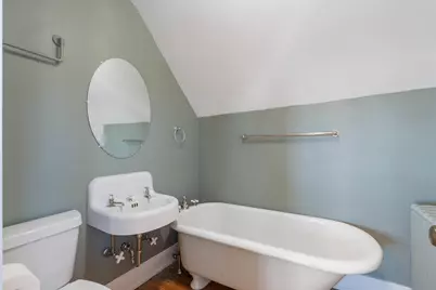 2418 E 4th St, Duluth, MN 55812 - Photo 37