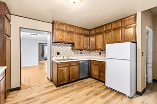 1107 N 7th Ave E, Duluth, MN 55805 - Photo 7